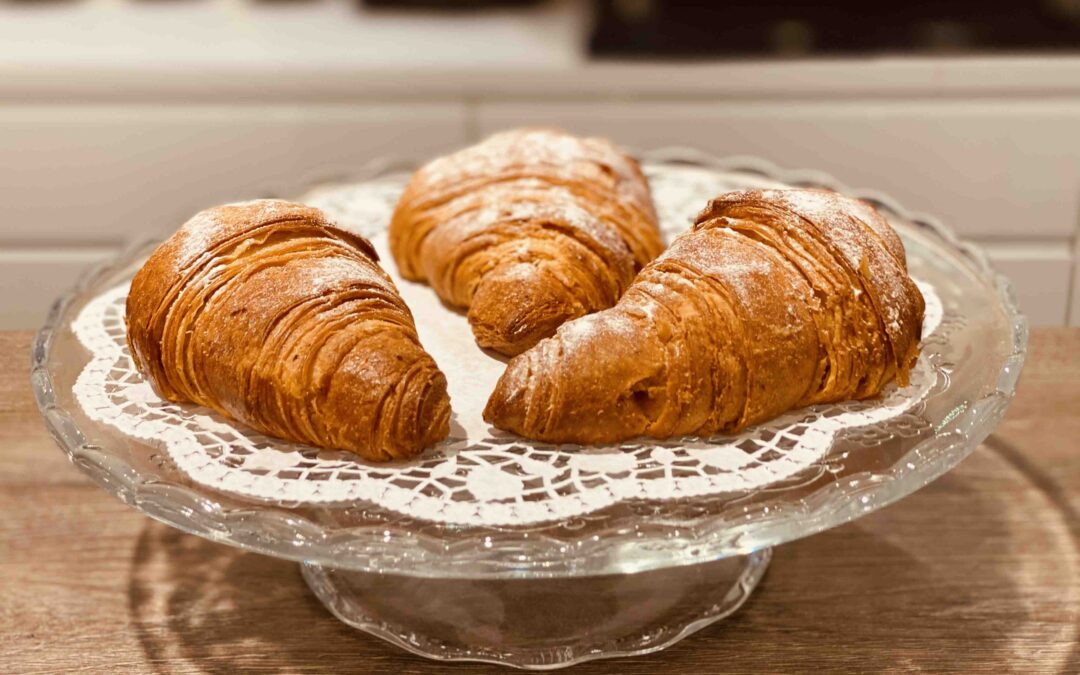 Brioche mit Aprikosenfüllung - Brioche mit italienischer Vanillecreme